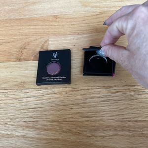 Younique MOODSTRUCK pressed shadow refill